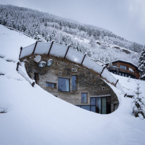 pour-des-maisons-souterraines-au-quebec-troglodyte