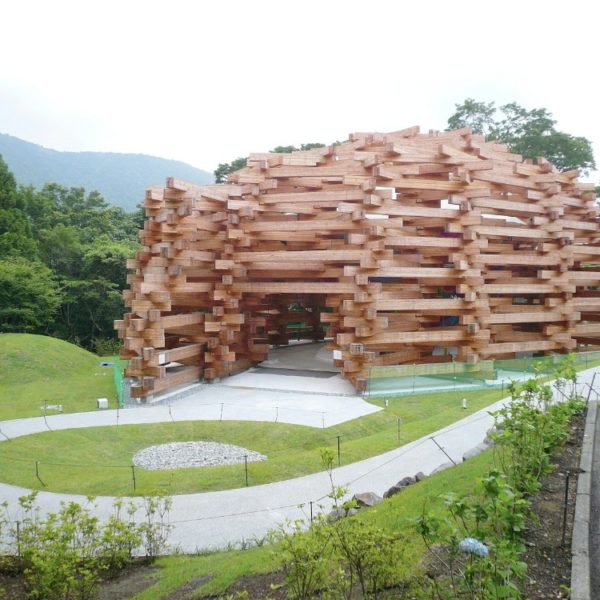 air-de-jeux-tezuka-architecture-kanagawa-woods-of-net-toshiko-horiuchi-macadam-11