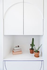 renovation-micro-studio-parisien-batik-mobilier-multifonctions-petite-surface
