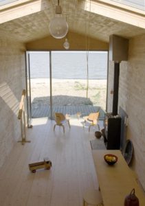 la-mini-maison-cabane-de-plage-beach-chalet-de-studiomama-4